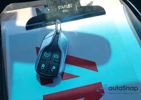 2017 Maserati Ghibli S z USA, uszkodzony, nr VIN ZAM57RSL7H1198901